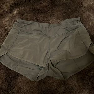 Lululemon Shorts Size 4